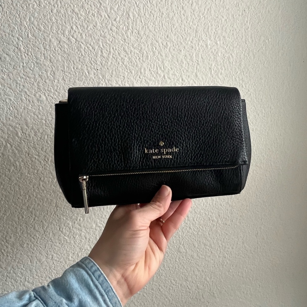 Kate Spade New York Black Pebbled Leather Crossbody mini Leila Bag